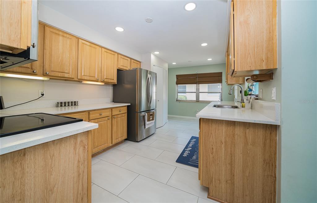 2063 Dunston Cove Road Clearwater, FL 33755 - Photo 12 of 52