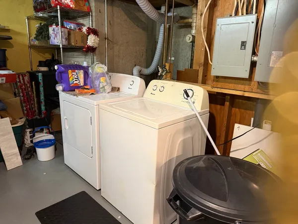 $185,000 | 28355 Woodside Drive, Rock Falls, IL 61071