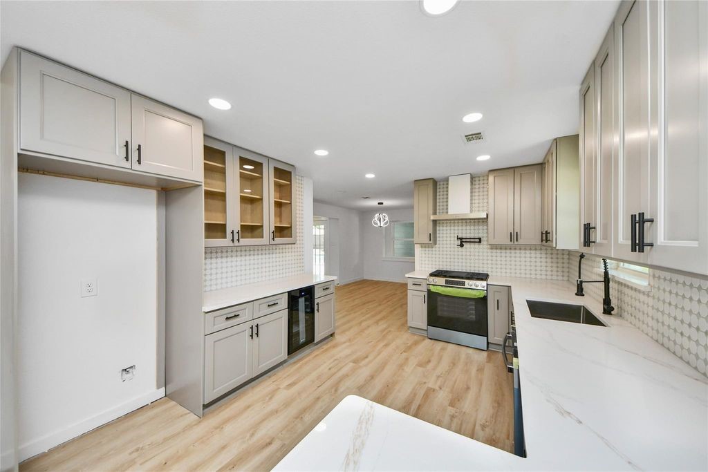 15302 Walters Road Houston, TX 77068 - Photo 13 of 34