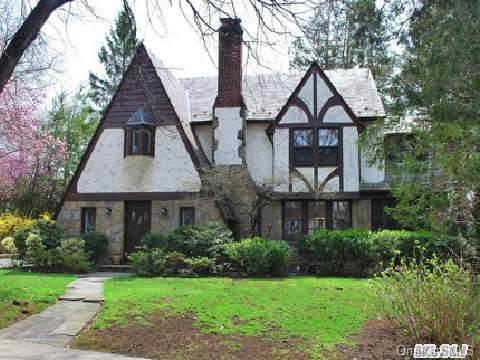 34 Linford Road Great Neck, NY 11021 - Photo 1 of 1