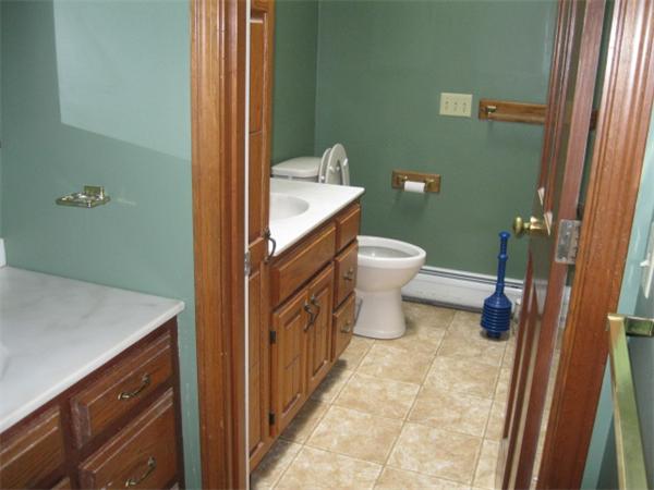 109 New Boston Road Fairhaven, MA 02719 - Photo 15 of 18 Gallery Image 15