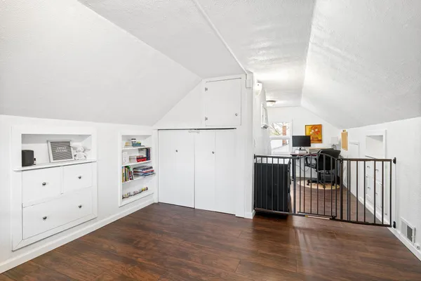 $198,500 | 22383 570th Avenue, Austin, MN 55912