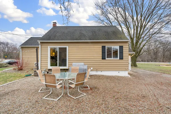 $198,500 | 22383 570th Avenue, Austin, MN 55912