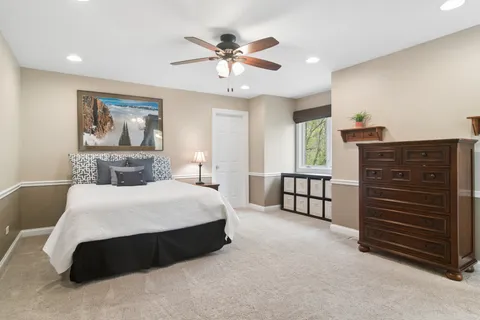 $1,350,000 | 425 Brookmont Lane, North Barrington, IL 60010