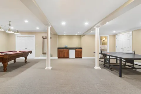 $1,350,000 | 425 Brookmont Lane, North Barrington, IL 60010