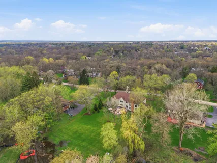 $1,350,000 | 425 Brookmont Lane, North Barrington, IL 60010