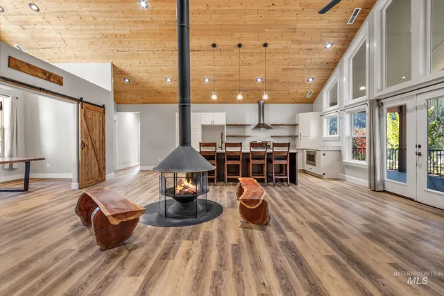 $1,150,000 | 111 Swan Lane, Boise, ID 83716