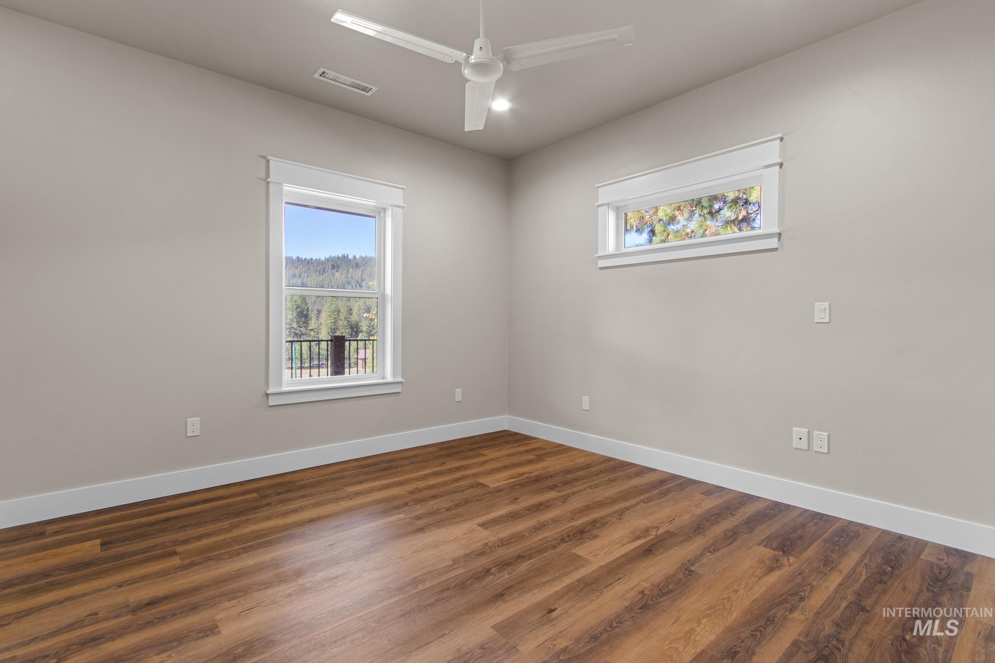 111 Swan Lane Boise, ID 83716 - Photo 38 of 50