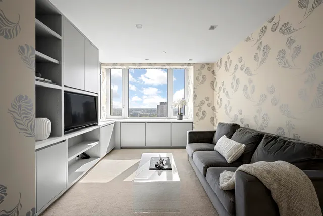 $7,995,000 | 300 East 77th Street, Unit 27/28B | Lenox Hill