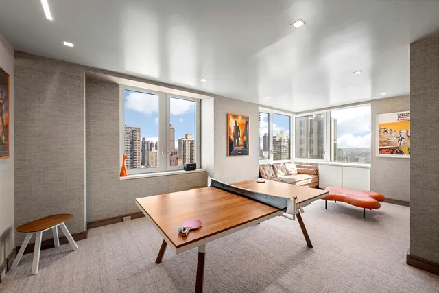 $7,995,000 | 300 East 77th Street, Unit 27/28B | Lenox Hill