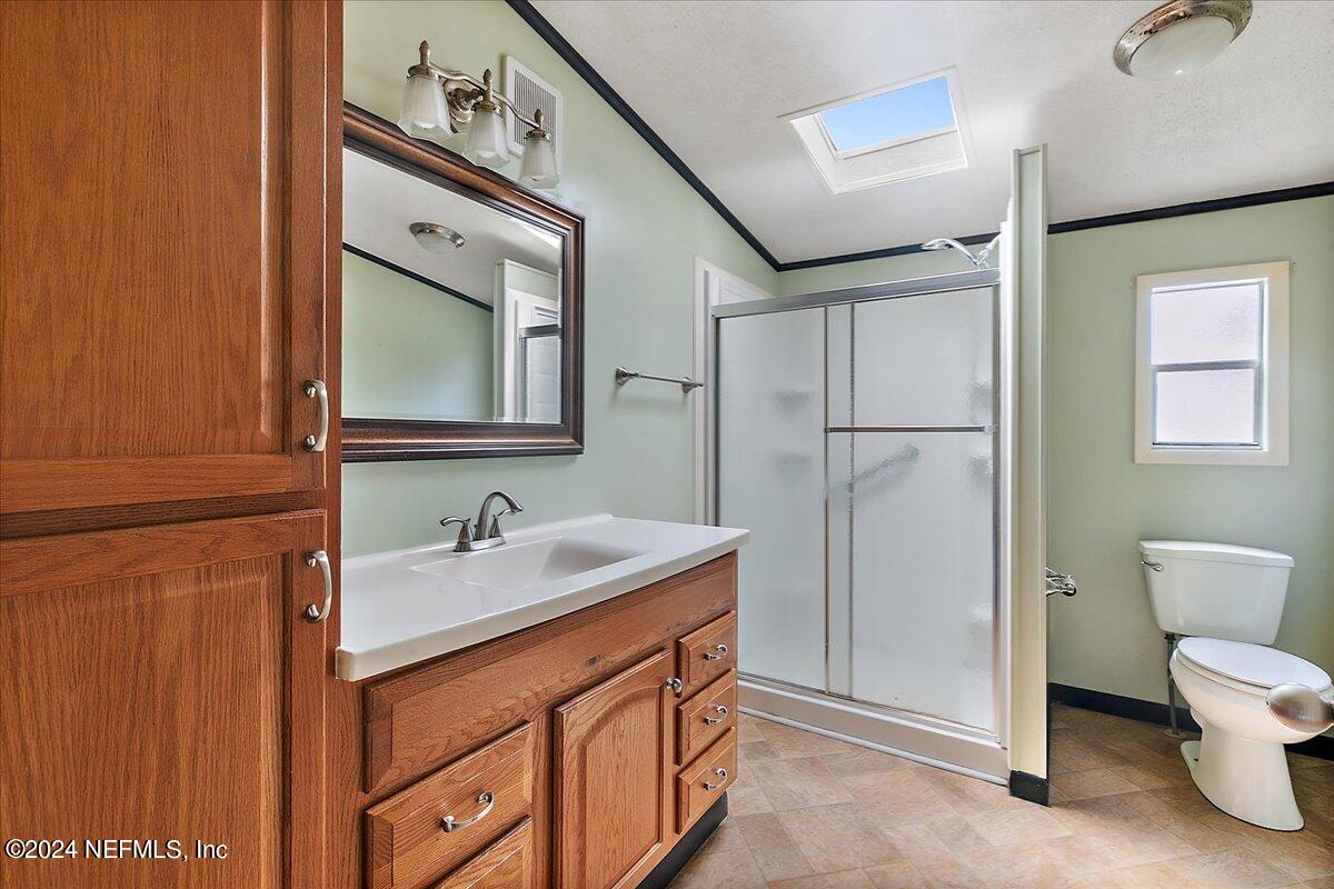 85581 Haddock Road Yulee, FL 32097 - Photo 7 of 13 Primary Bathroom