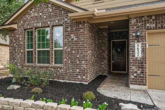 $379,000 | 5632 Carriage Falls, San Antonio, TX 78261