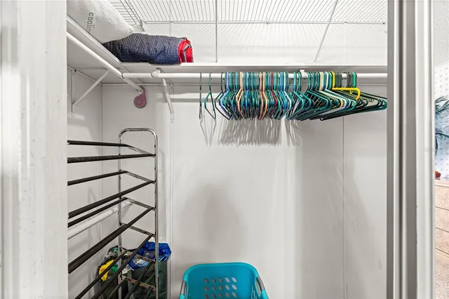 a view of utility room