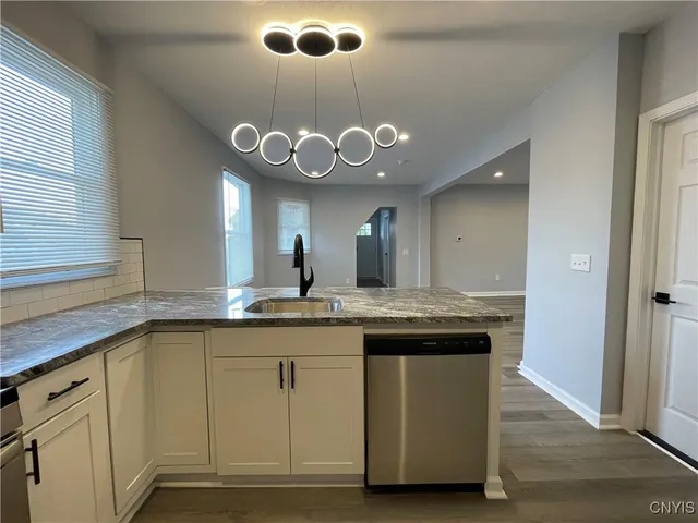 $2,600 | Undisclosed Address, Syracuse, NY 13203