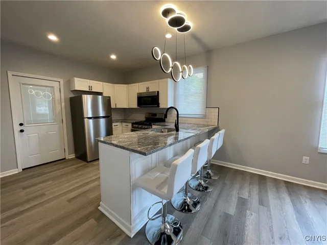 $2,600 | Undisclosed Address, Syracuse, NY 13203