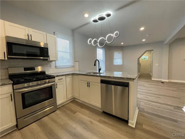 $2,600 | Undisclosed Address, Syracuse, NY 13203