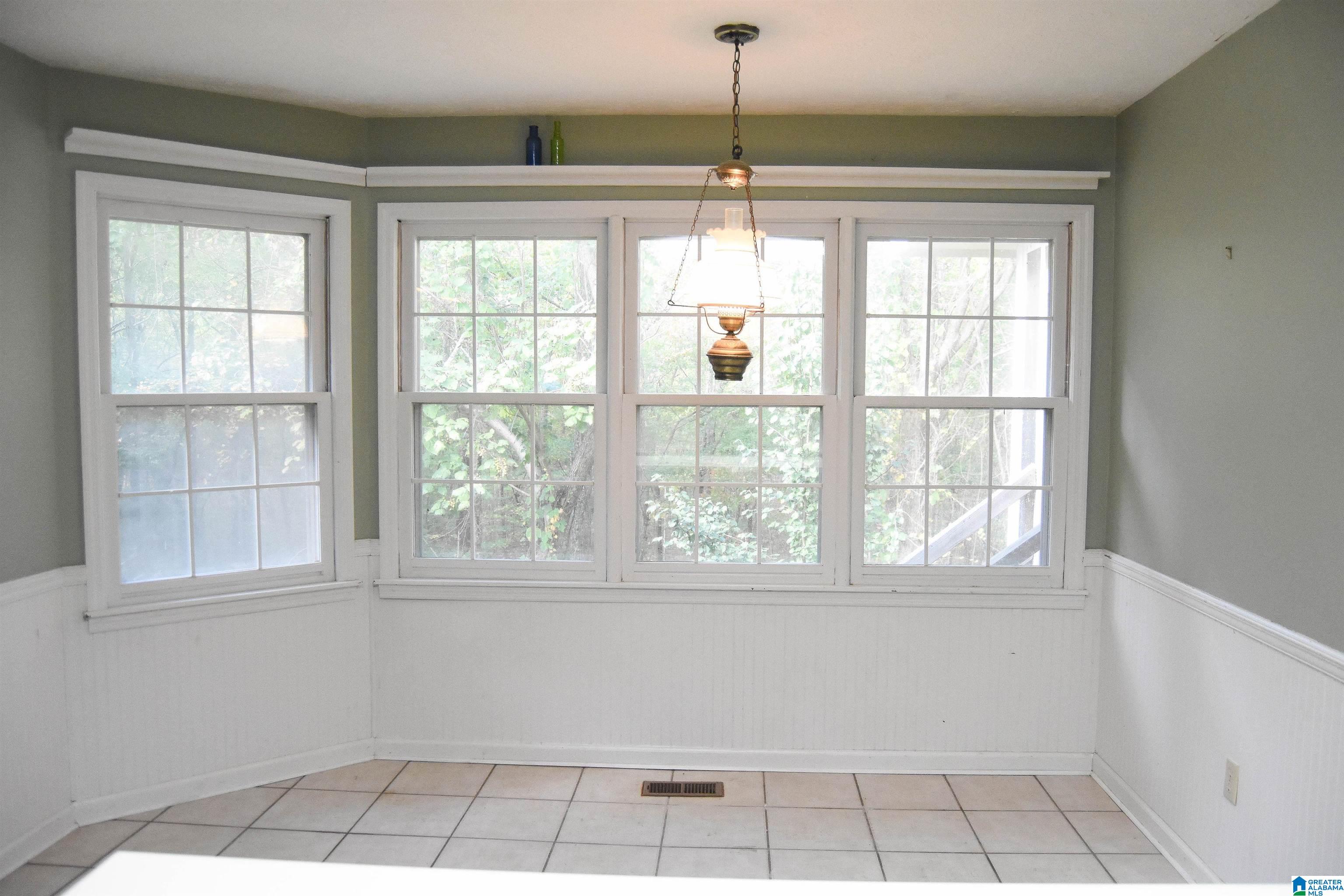 2301 Hathaway Heights Road Anniston, AL 36207 - Photo 12 of 52