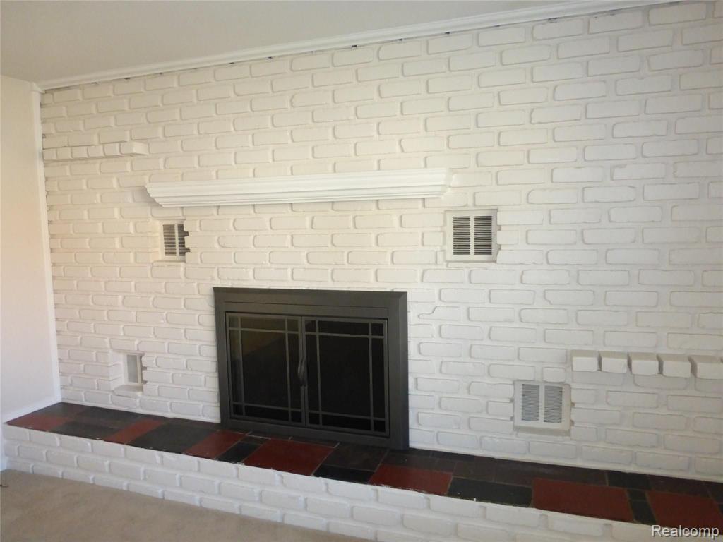 157 West Drahner Road Oxford, MI 48371 - Photo 10 of 21