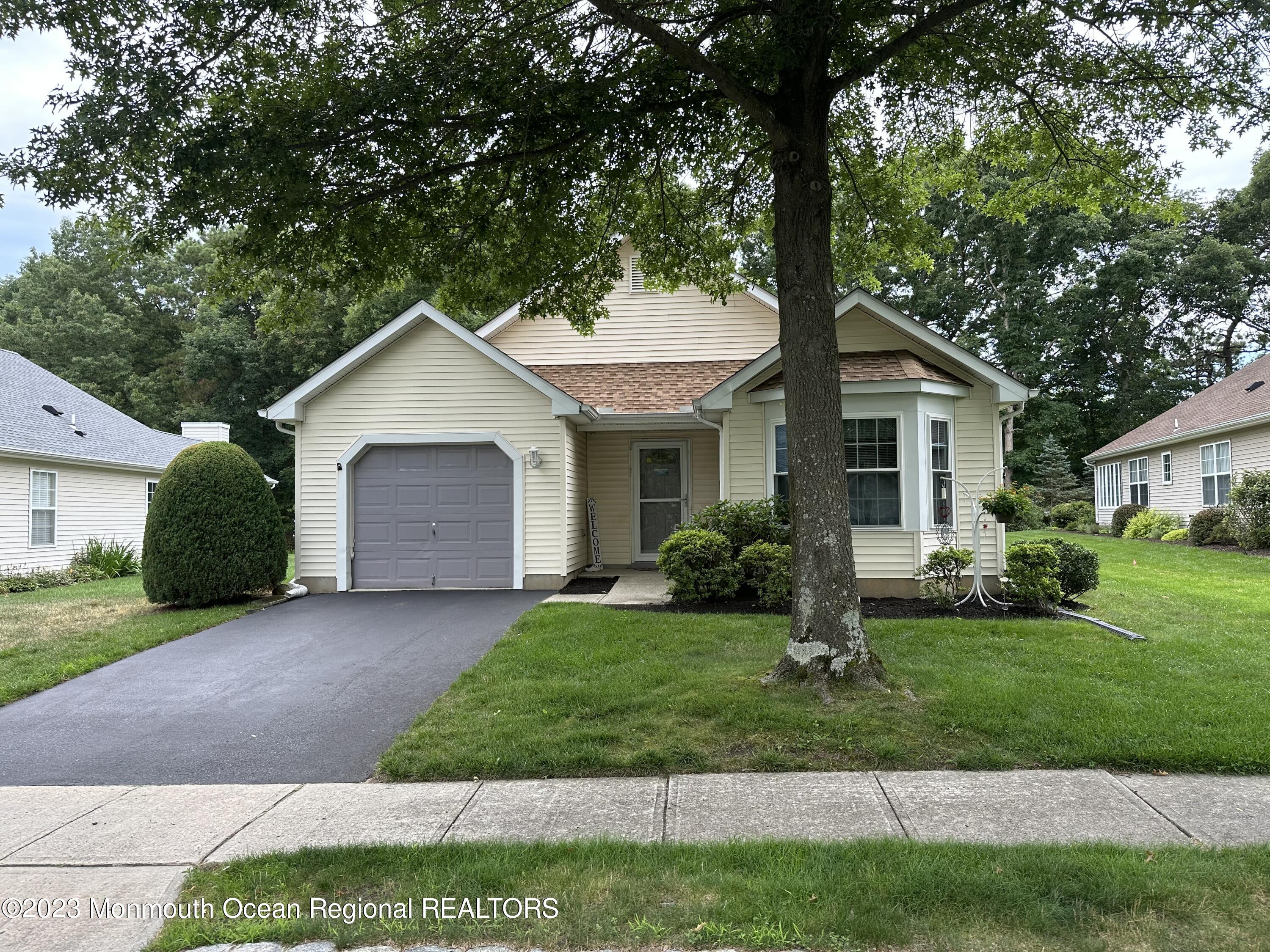 58 Clear Lake Road Whiting, NJ 08759 - Photo 3 of 33 69F0E0A0-5164-4299-BADC-03ED89096819
