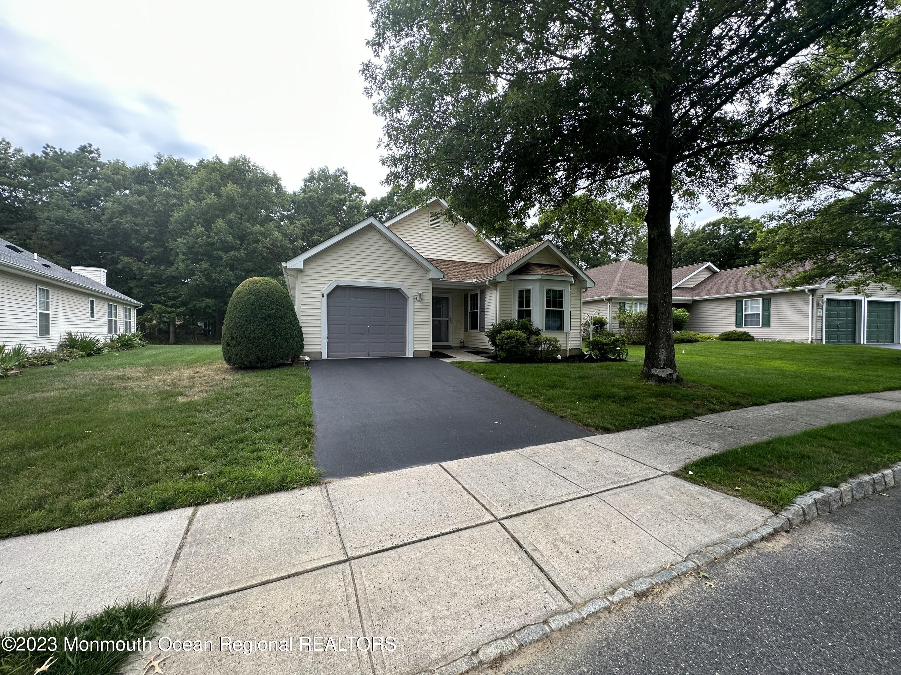 58 Clear Lake Road Whiting, NJ 08759 - Photo 6 of 33 07BFB63B-A42C-42B8-8568-C34DAC132B24