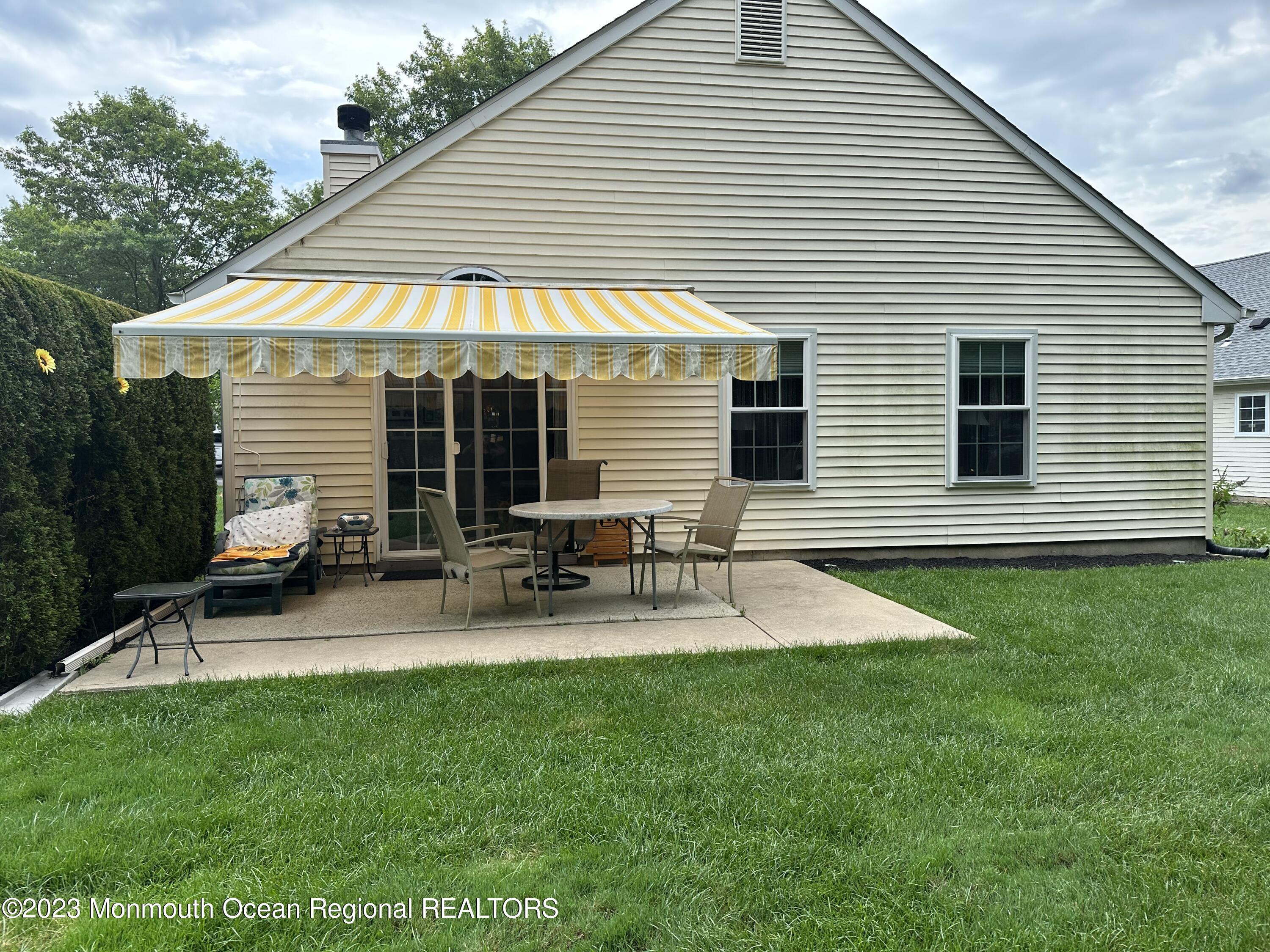 58 Clear Lake Road Whiting, NJ 08759 - Photo 8 of 33 37055E15-B9CA-47E5-80D4-2A15BD7BCE95