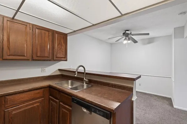 $255,000 | 3426 Highlander Drive, Eagan, MN 55122