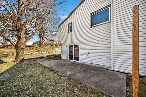 $255,000 | 3426 Highlander Drive, Eagan, MN 55122