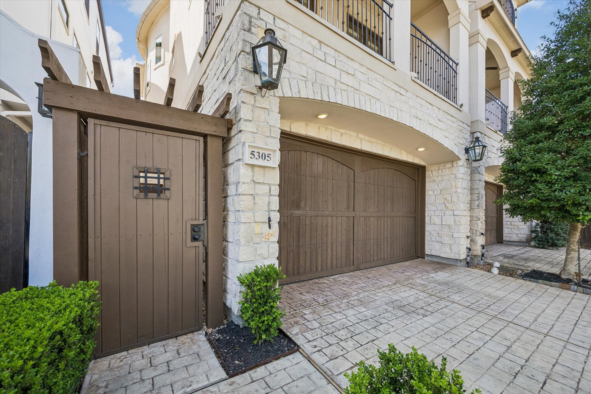 5305 Gibson Street Houston, TX 77007 - Photo 2 of 46 a front view of a house with a yard