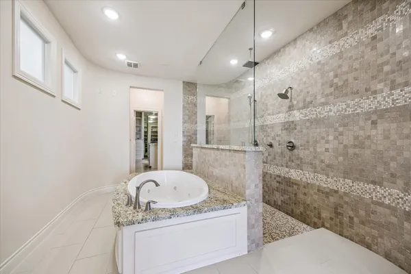 $925,000 | 5305 Gibson Street, Houston, TX 77007