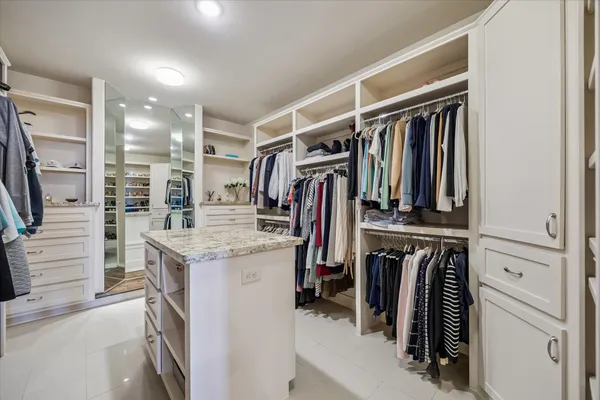 $925,000 | 5305 Gibson Street, Houston, TX 77007