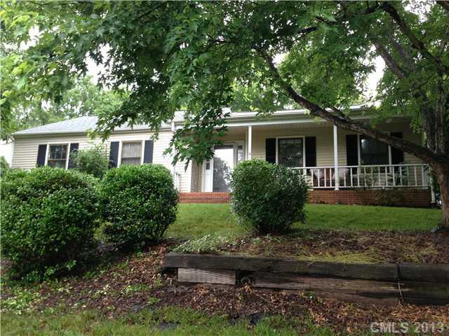 11724 Painted Tree Road Charlotte, NC 28226 - Photo 1 of 16 Gallery Image 1