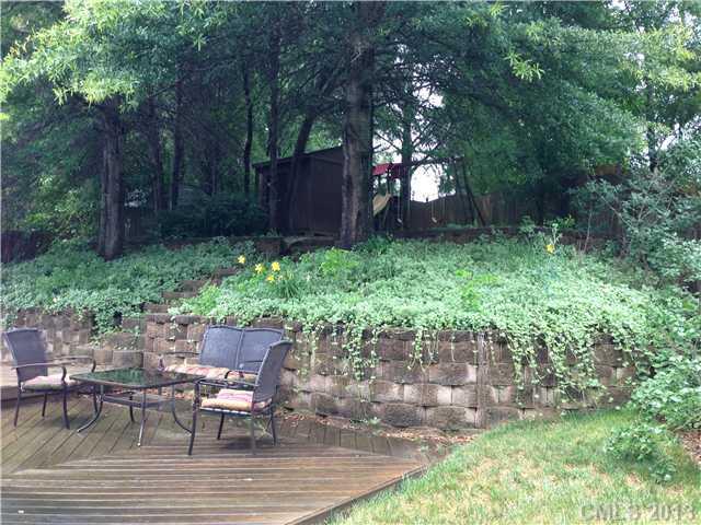 11724 Painted Tree Road Charlotte, NC 28226 - Photo 15 of 16 Gallery Image 15
