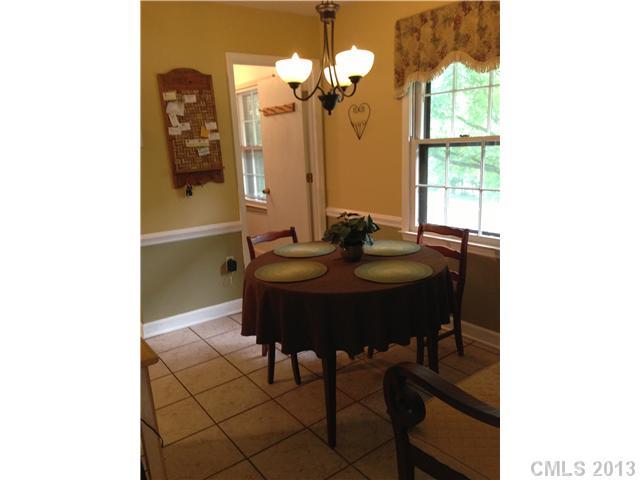 11724 Painted Tree Road Charlotte, NC 28226 - Photo 4 of 16 Gallery Image 4