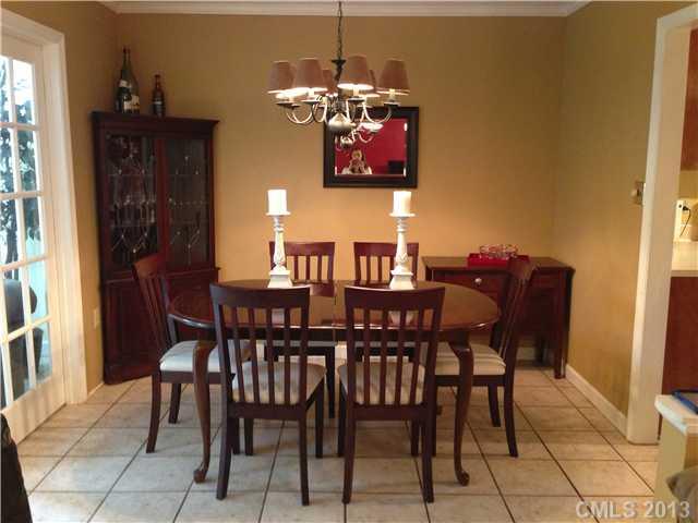 11724 Painted Tree Road Charlotte, NC 28226 - Photo 7 of 16 Gallery Image 7
