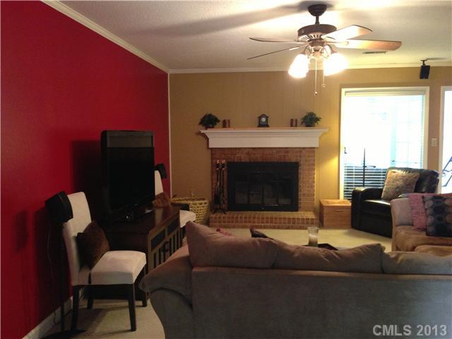 11724 Painted Tree Road Charlotte, NC 28226 - Photo 10 of 16 Gallery Image 10