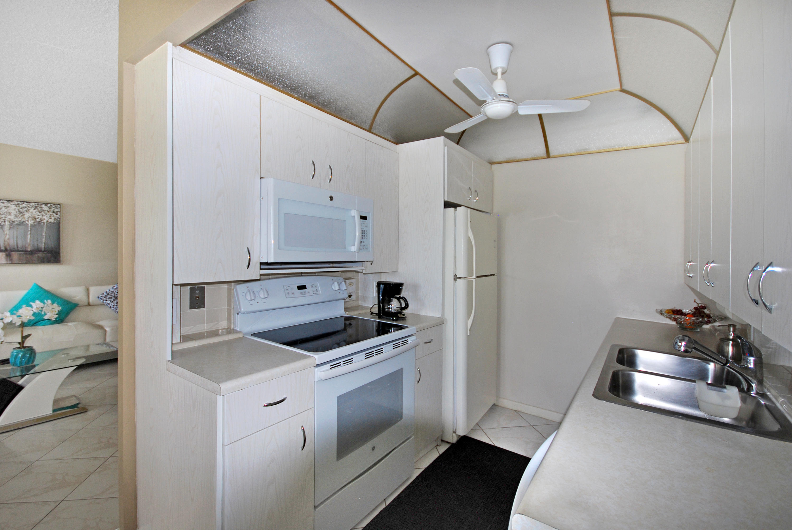 4013 Guildford East, Unit 4013 Boca Raton, FL 33434 - Photo 8 of 9 DSC_0012-1