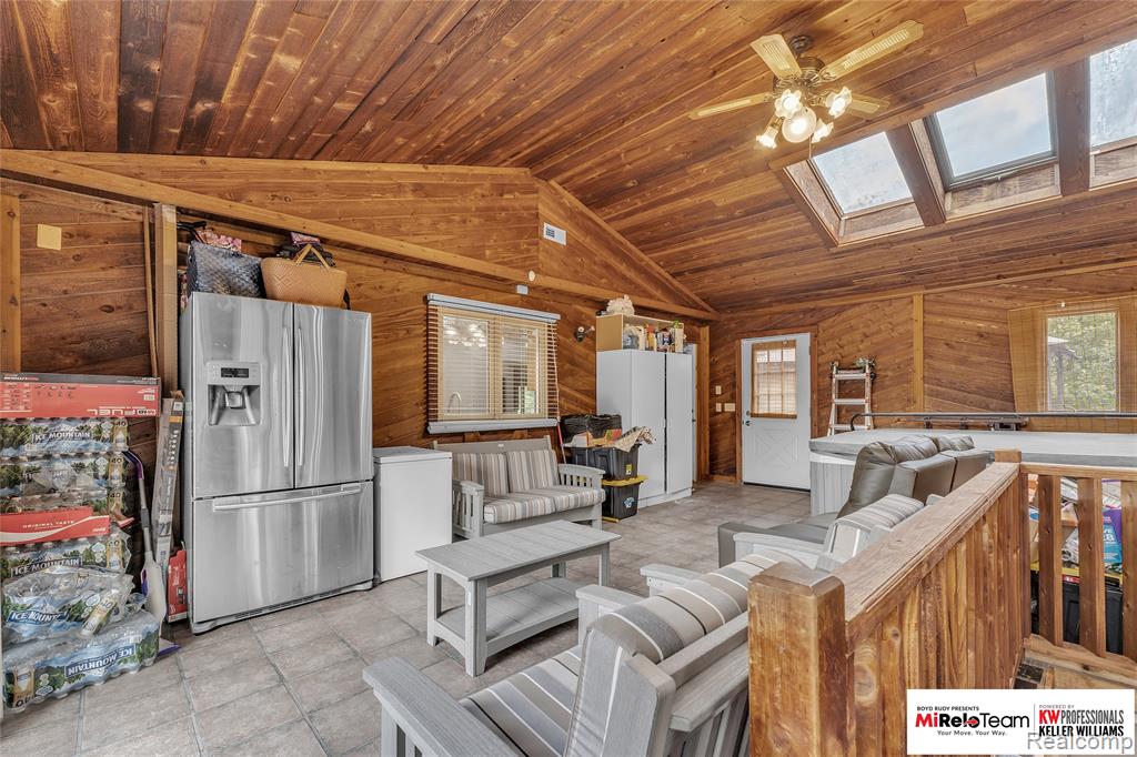 9844 Pine Knob Road Clarkston, MI 48348 - Photo 15 of 38