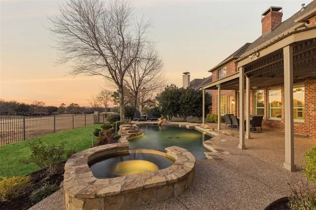 $999,995 | 4213 Auburn Drive, Flower Mound, TX 75028