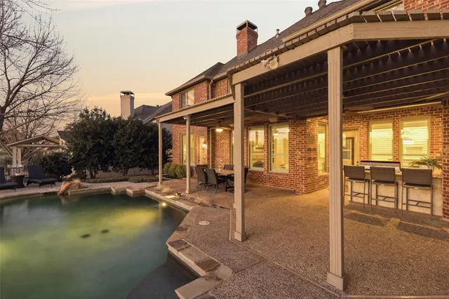 $999,995 | 4213 Auburn Drive, Flower Mound, TX 75028