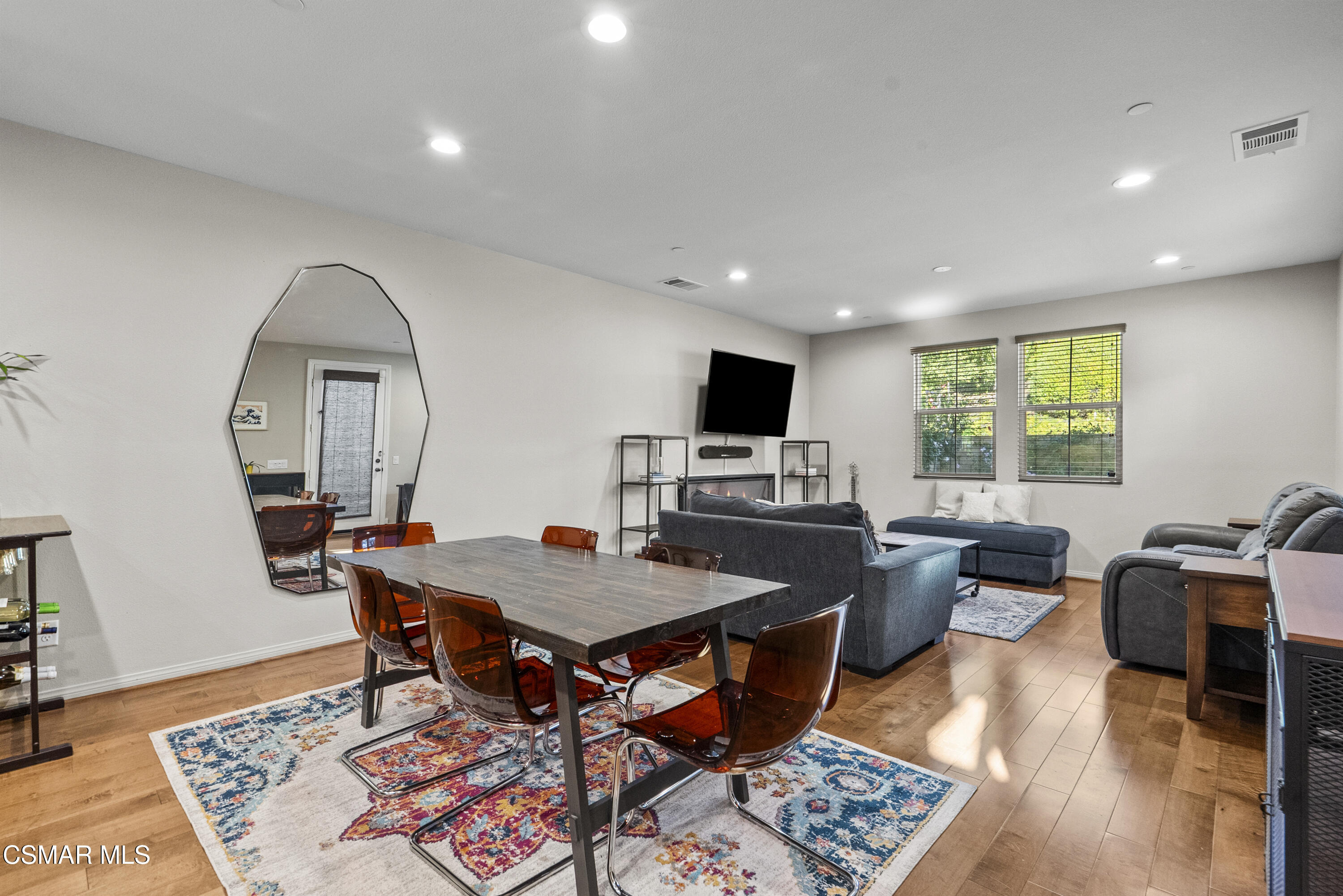 6441 Summit Village Lane, Unit 3 Simi Valley, CA 93063 - Photo 5 of 41 a view of a dining room with furniture