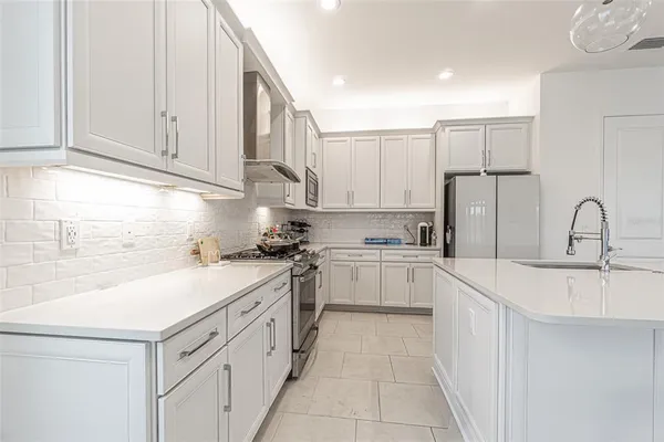 $949,000 | 32353 Rosewood Meadow Lane, Wesley Chapel, FL 33543
