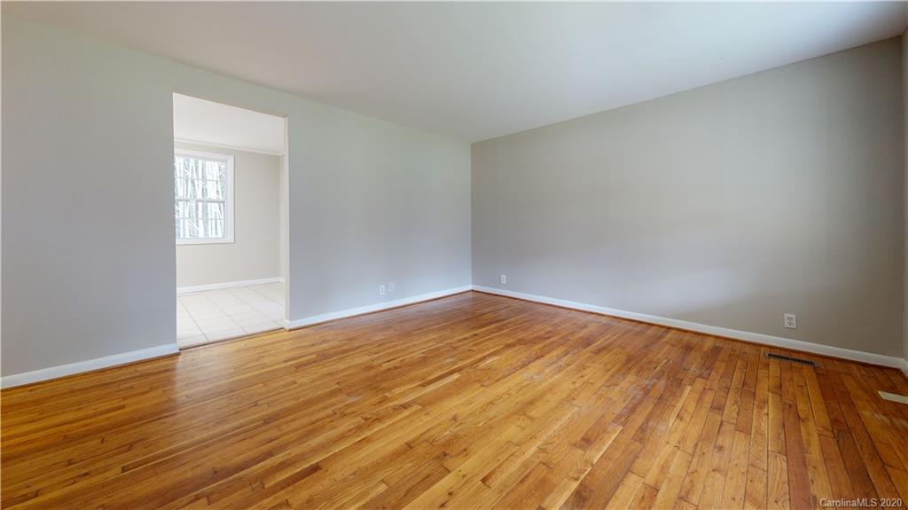 1012 John Williams Road Clover, SC 29710 - Photo 3 of 20 Gallery Image 3
