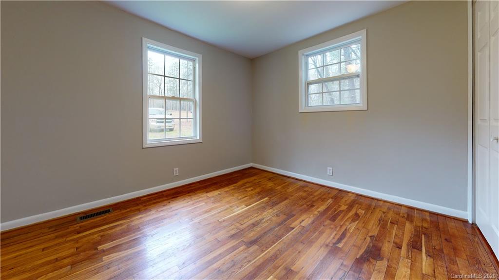 1012 John Williams Road Clover, SC 29710 - Photo 8 of 20 Gallery Image 8