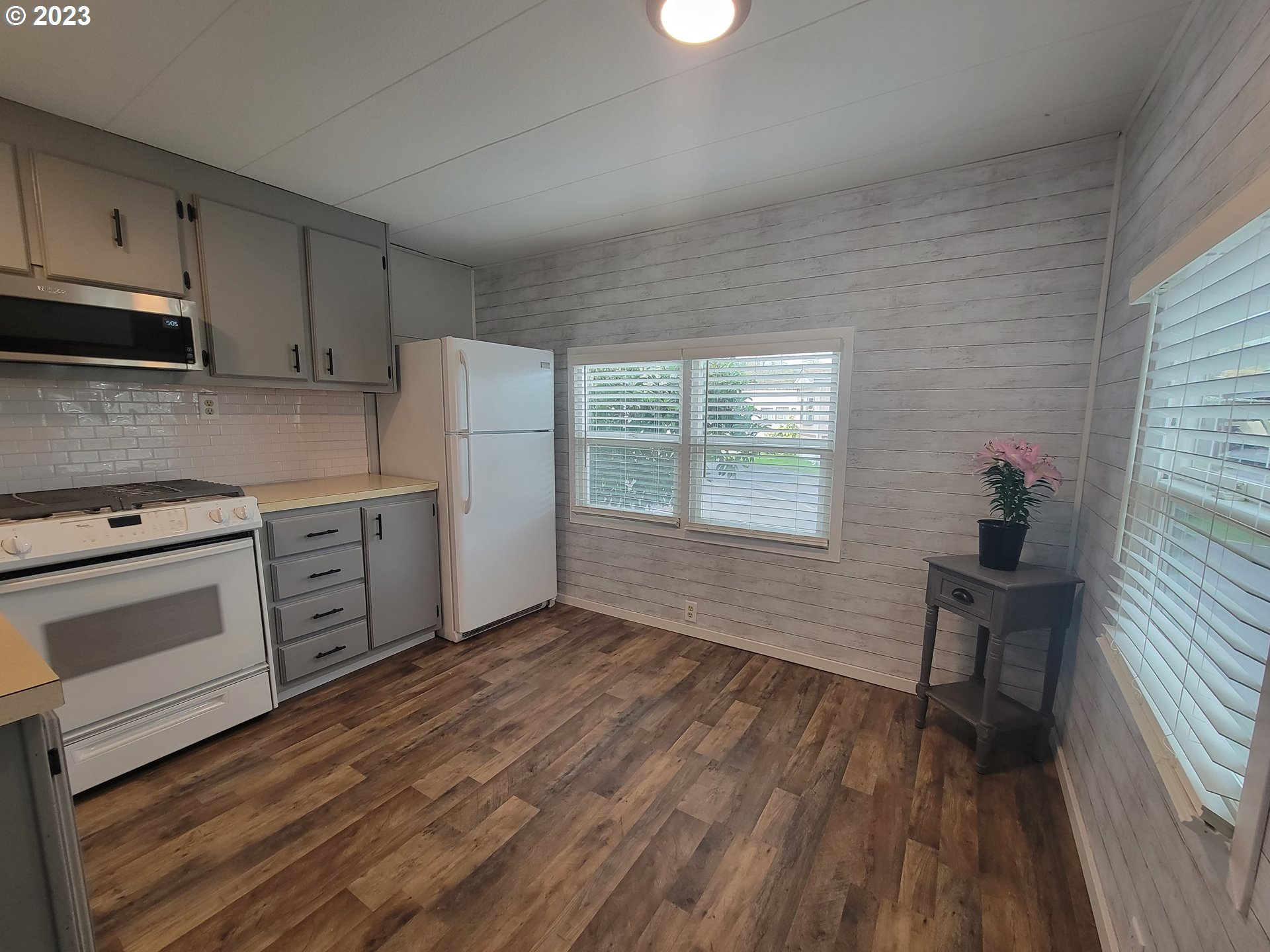 85961 Edenvale Road, Unit 8 Pleasant Hill, OR 97455 - Photo 16 of 42
