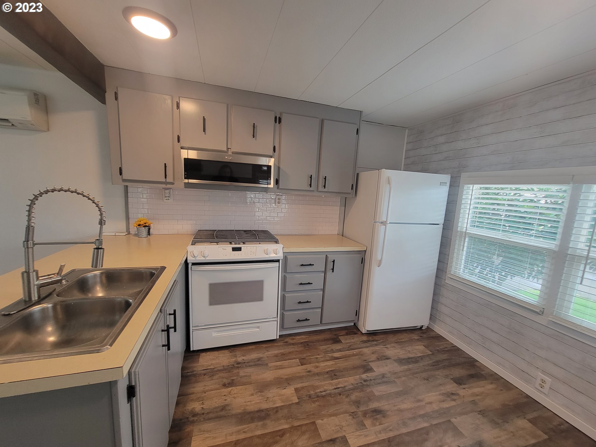 85961 Edenvale Road, Unit 8 Pleasant Hill, OR 97455 - Photo 17 of 42