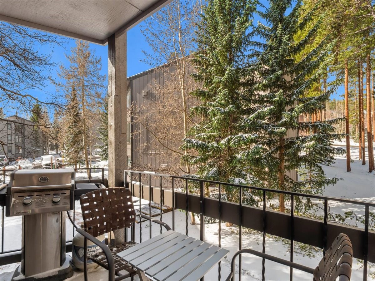 1161 Ski Hill Road, Unit 141 Breckenridge, CO 80424 - Photo 9 of 22 a view of a balcony with chairs