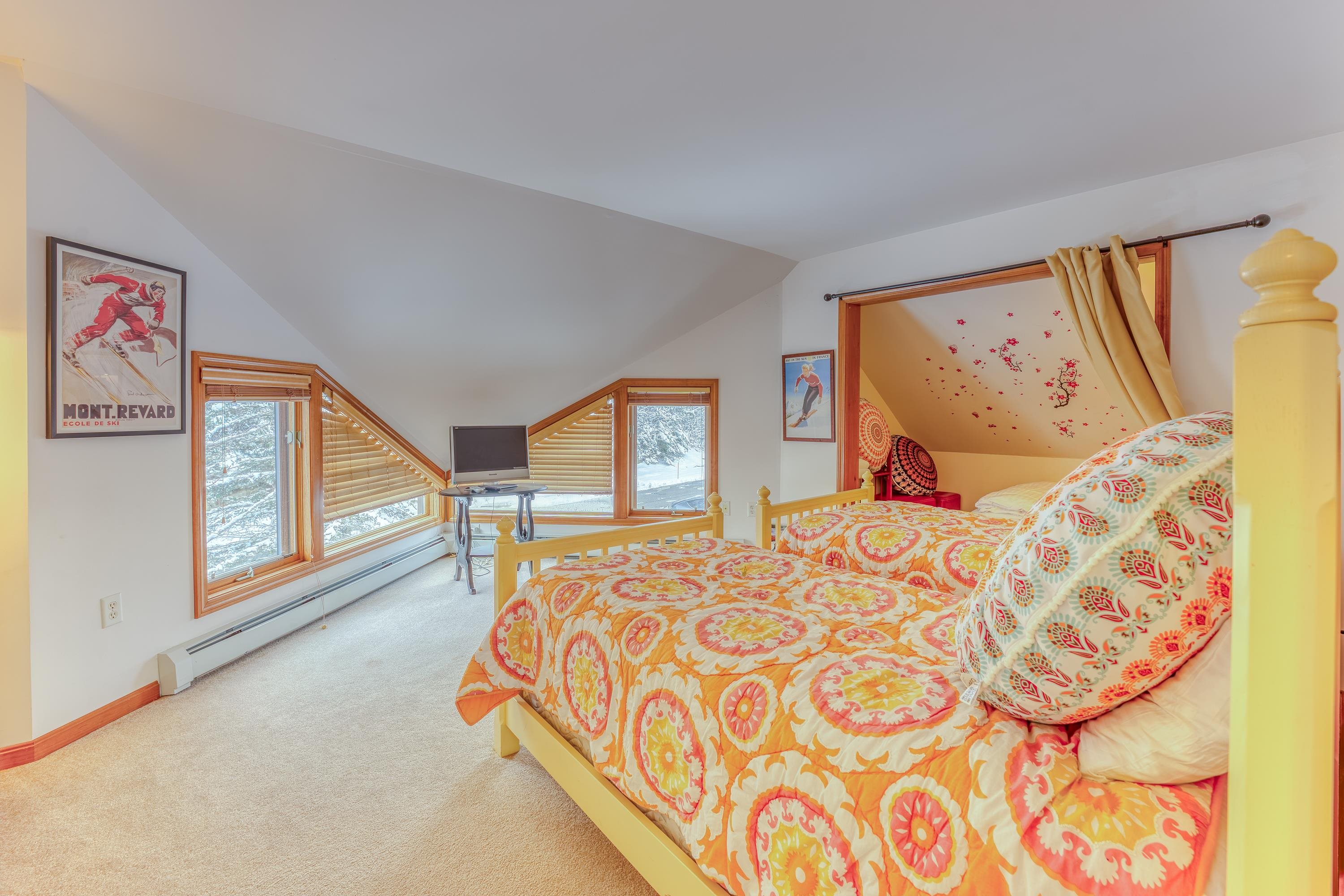 254 Crawford Ridge Road, Unit 3 Carroll, NH 03595 - Photo 25 of 36