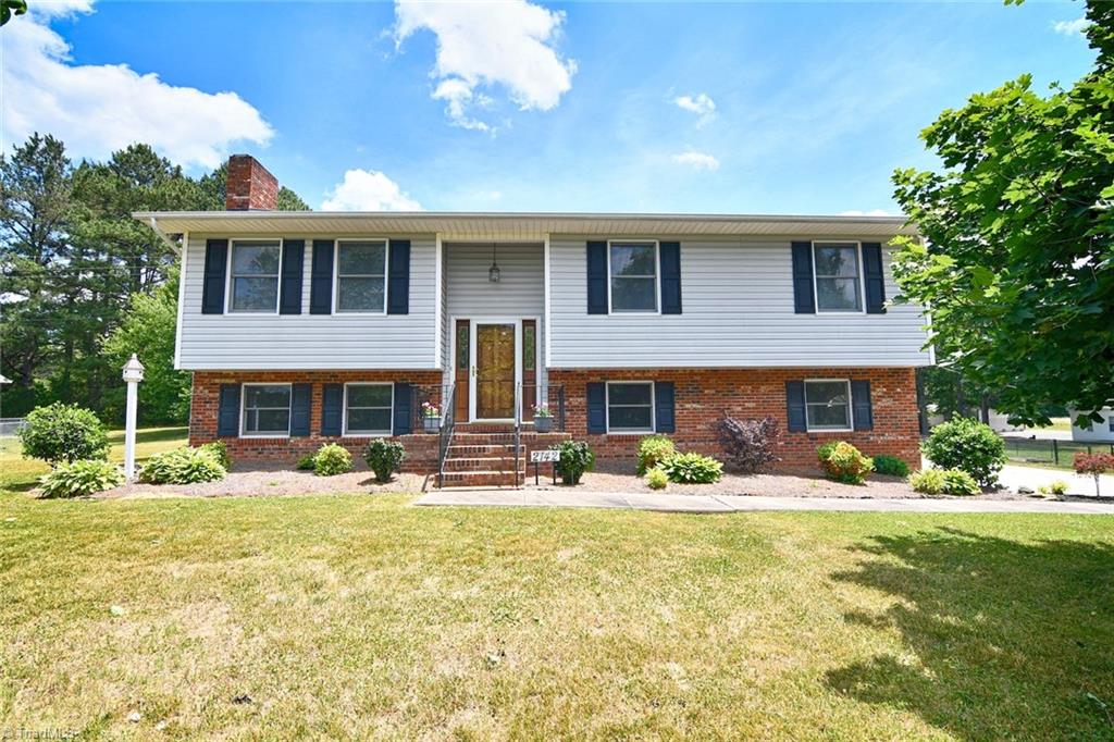 2142 Frye Bridge Road Clemmons, NC 27012 - Photo 1 of 39 Gallery Image 1