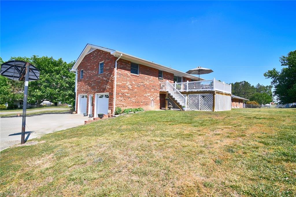 2142 Frye Bridge Road Clemmons, NC 27012 - Photo 14 of 39 Gallery Image 14