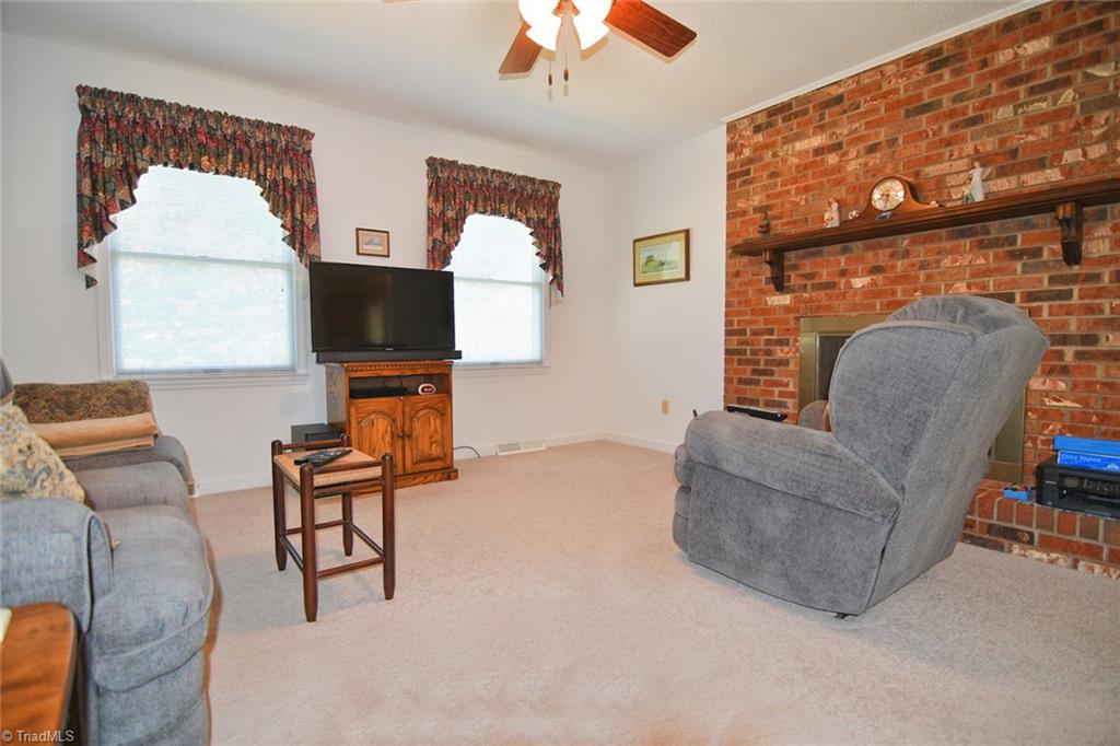2142 Frye Bridge Road Clemmons, NC 27012 - Photo 21 of 39 Gallery Image 21